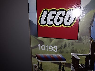 lego-10193-castle-medieval-market-village-brand-new-sealed-box-62e35fd1e467374dae7b7feef4dab198.jpg