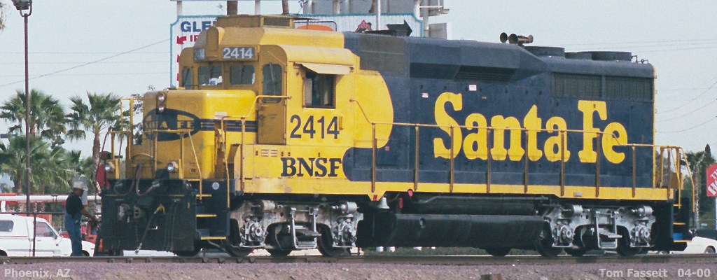 2414_ATSF_BNSF_EMD_GP30u.JPG