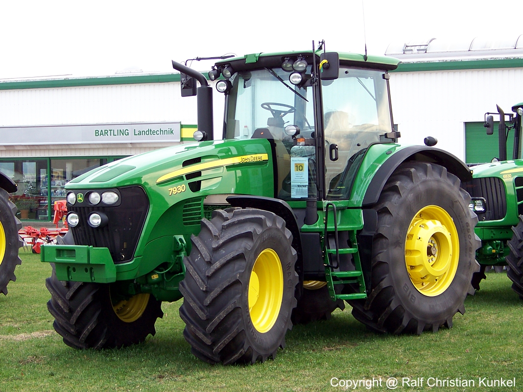 john-deere-7930-traktor-34334.jpg
